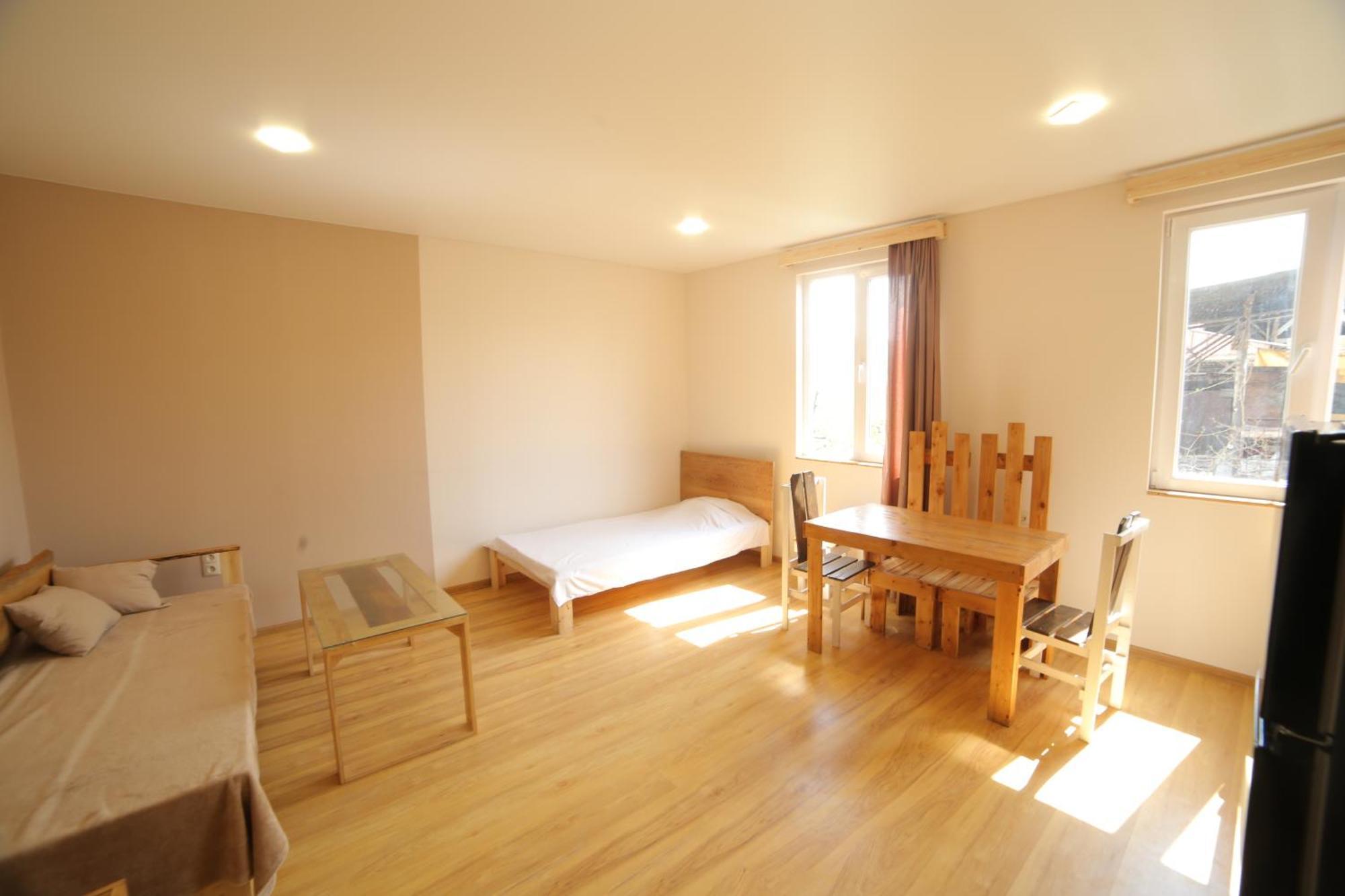 "Stairs"Guest House 예레반 외부 사진