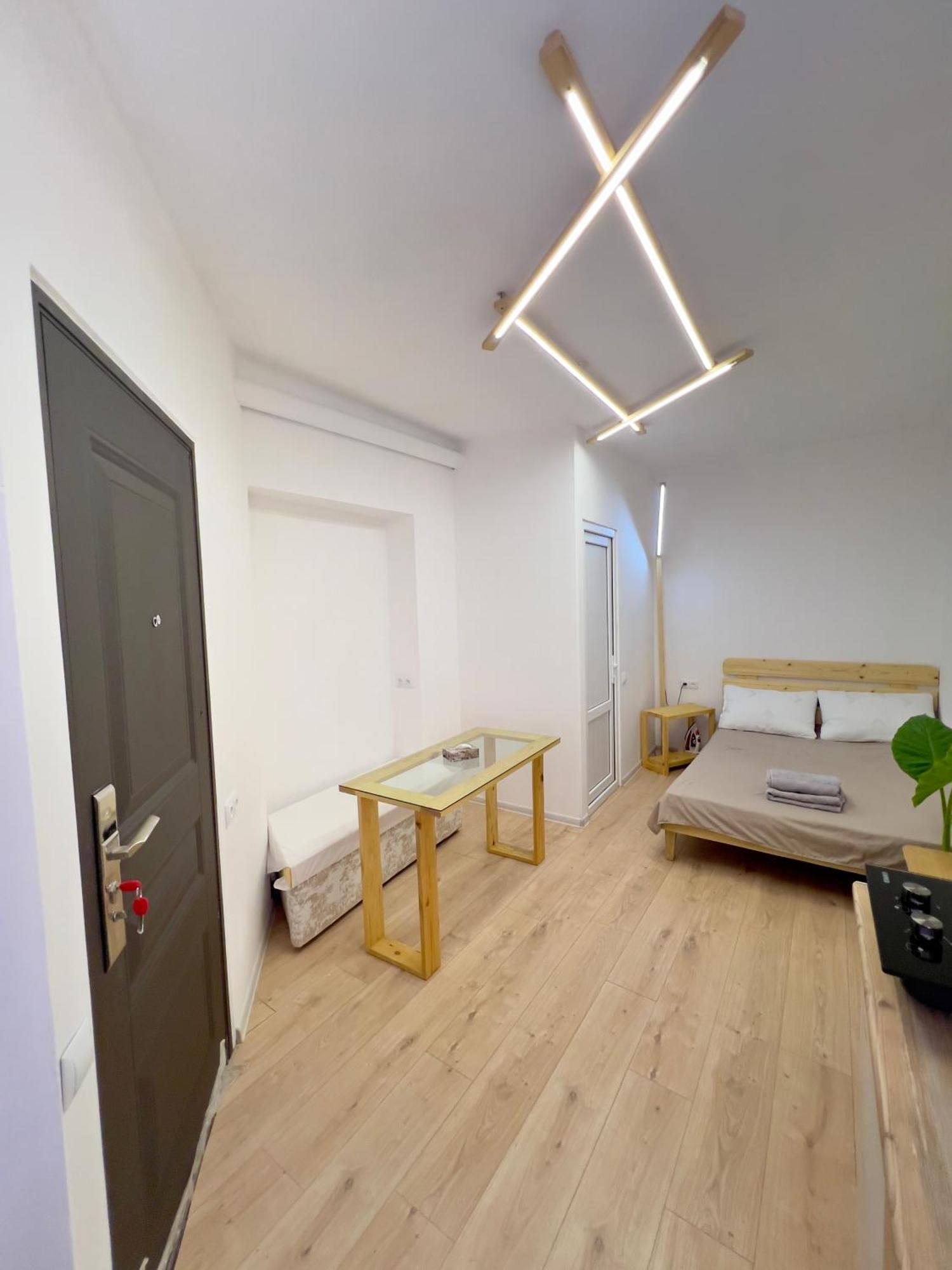 "Stairs"Guest House 예레반 외부 사진